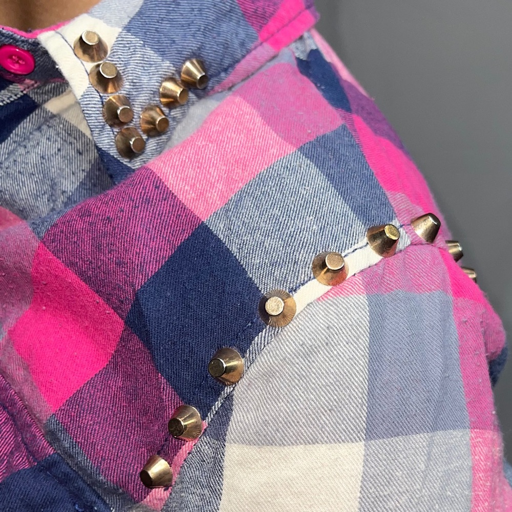 Studded Flannel - Picture 4 of 5